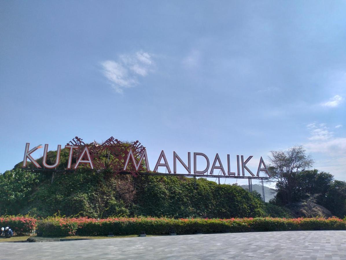 T&T Homestay Kuta  Екстериор снимка
