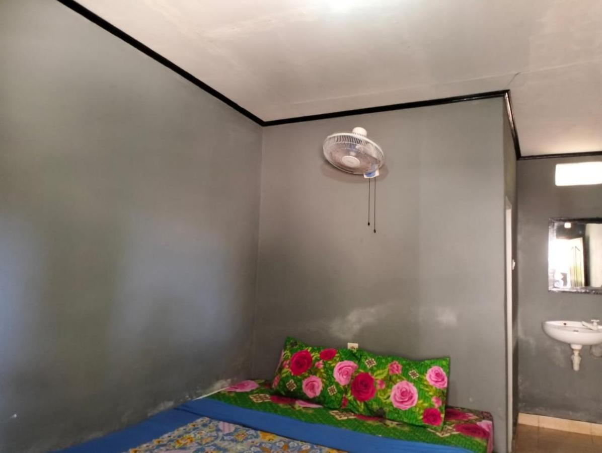 T&T Homestay Kuta  Екстериор снимка