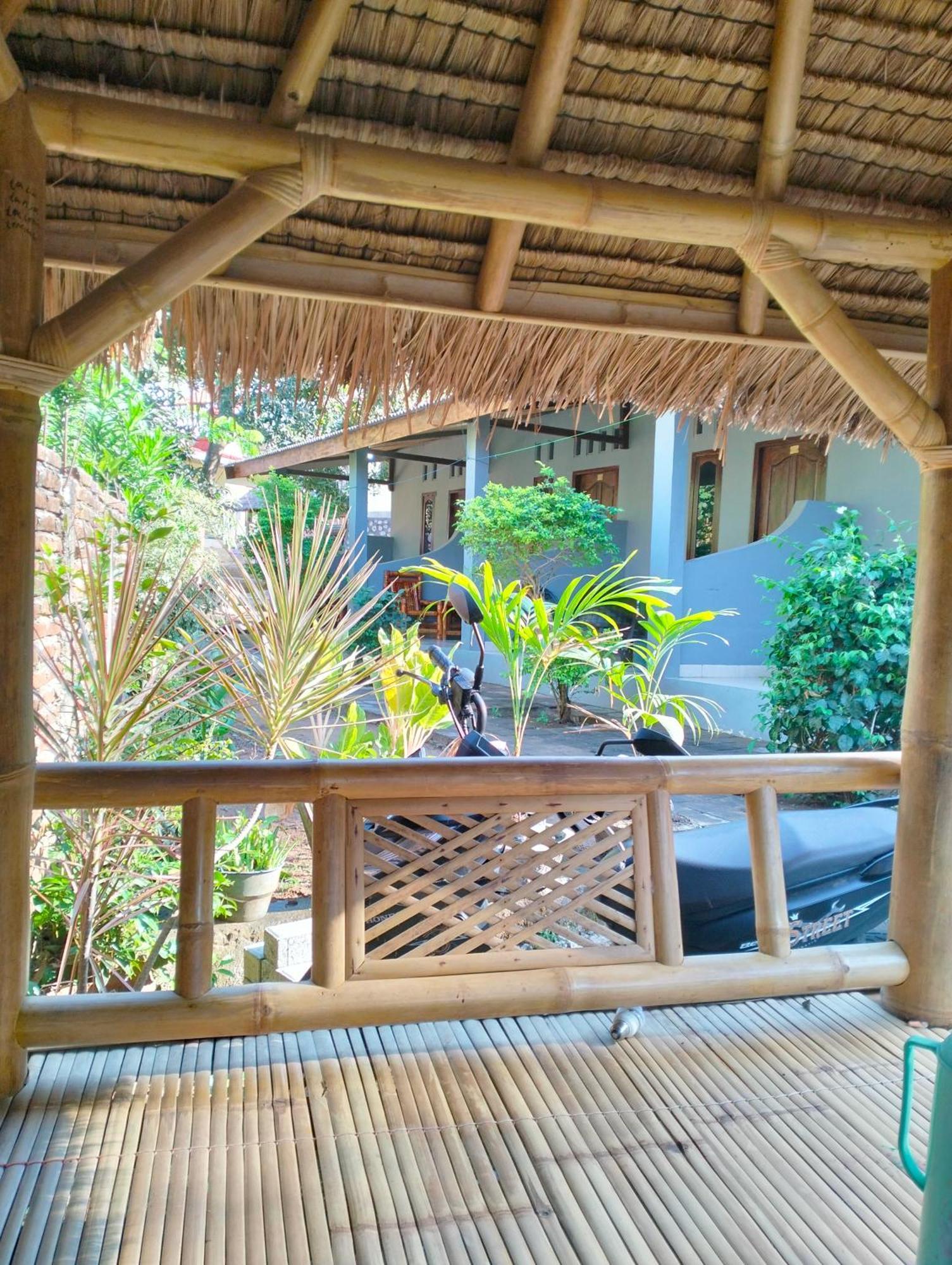 T&T Homestay Kuta  Екстериор снимка
